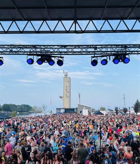 manitowoc events this weekend.